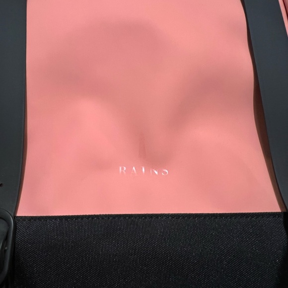 Rains Drawstring Backpack - Picture 5 of 5